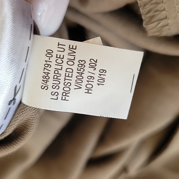 Old Navy Long Sleeve Surplice Utility Jumpsuit - Picture 16 of 16